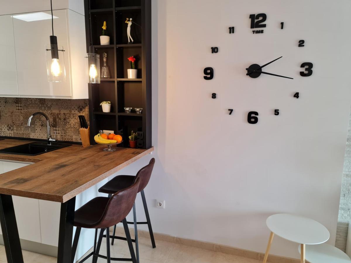 Sybarix Apartment: Precioso Apartamento Con Vistas Al Golf Y El Mar La Envia Екстер'єр фото