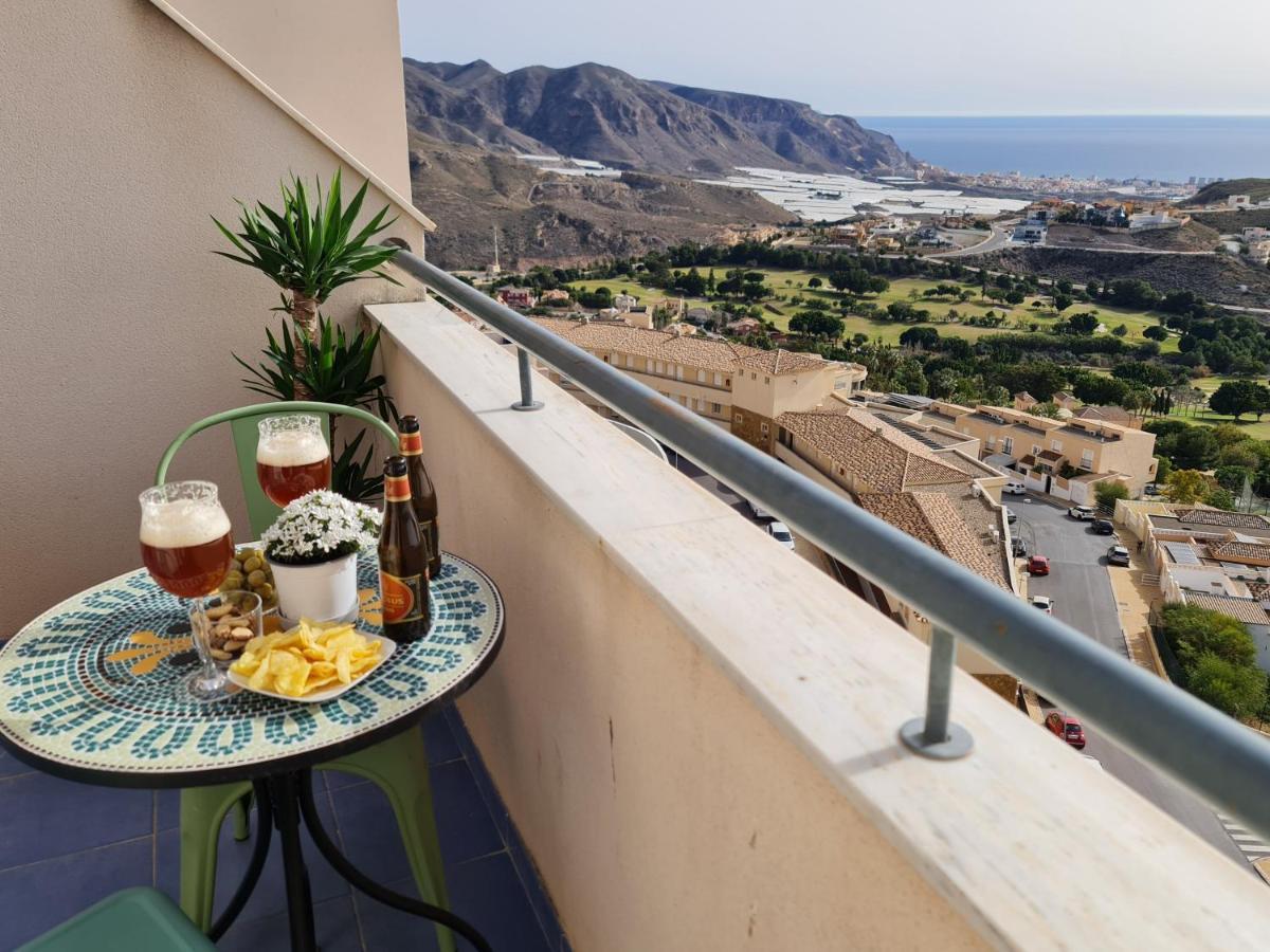 Sybarix Apartment: Precioso Apartamento Con Vistas Al Golf Y El Mar La Envia Екстер'єр фото